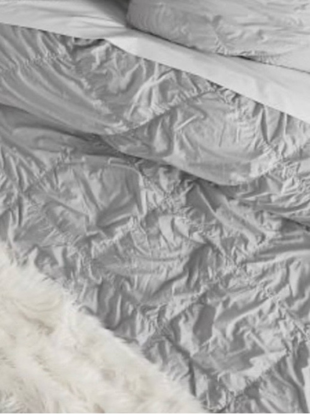 Pottery Barn Teen Organic Ruched Diamond Duvet Cover, Twin/Twin XL, Light Gray